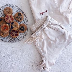 Mate The Label, size medium in bone nwot